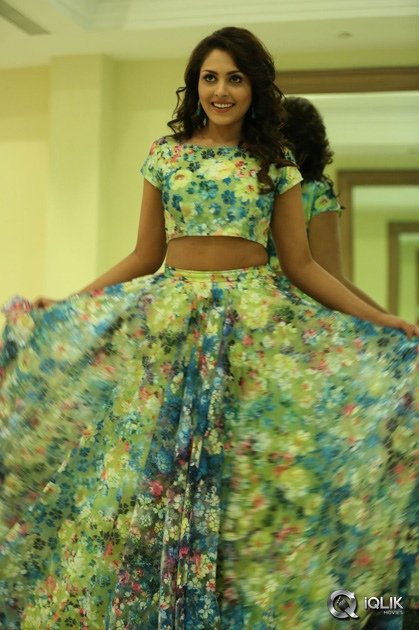 Madhu-Shalini-at-Cheekati-Raajyam-Movie-Audio-Launch